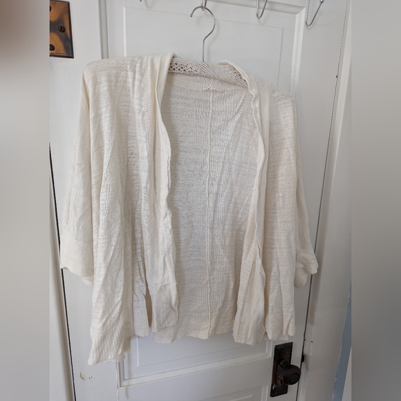 Minimalist Top Bundle Lou&Grey, Madewell, Eileen Fisher, Universal Thread Linen - Picture 2 of 15